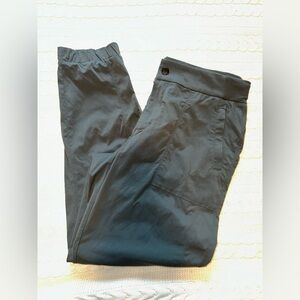 Athleta Hiking Pant Snap/Zipper Closure Dark Grey 28” Inseam Size 12